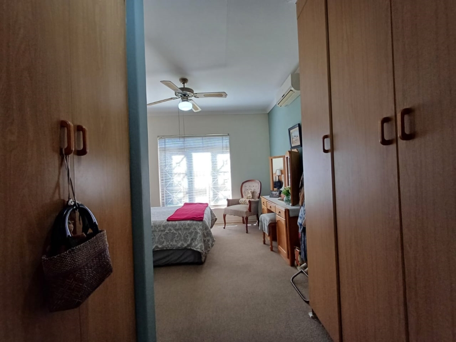 2 Bedroom Property for Sale in Flamwood North West